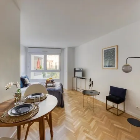 20 M² Metro 7 A 5 Min A Pied Apartment Le Kremlin-Bicetre